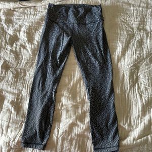 Lululemon Wunder Under leggings